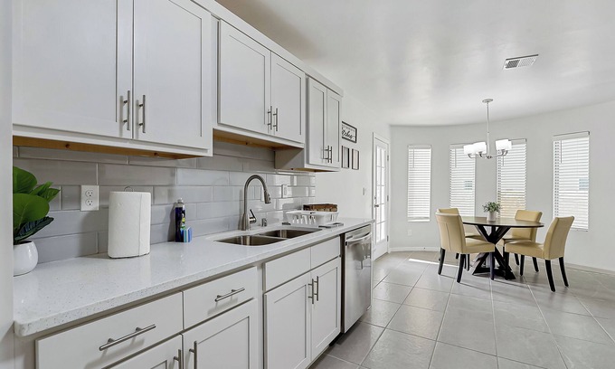 Biggs Field House | NEW Casa Oakhampton 3 bedroom 1 bathn