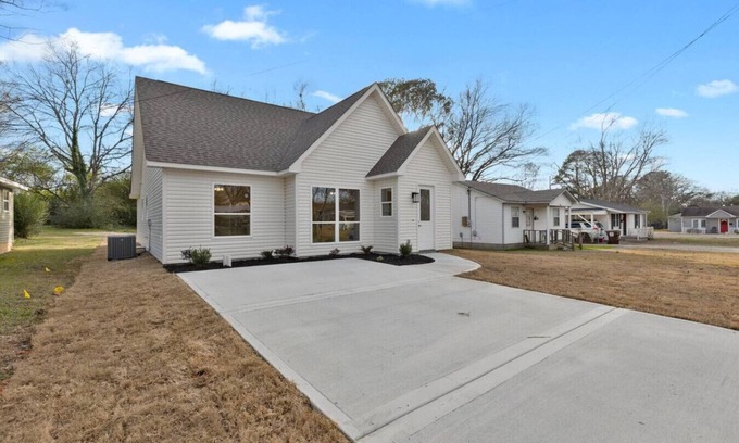 Benton House | New Construction 3 Bedroom