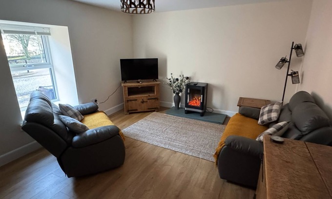 Hawick Apartment | New Cosy Ground Floor Flat