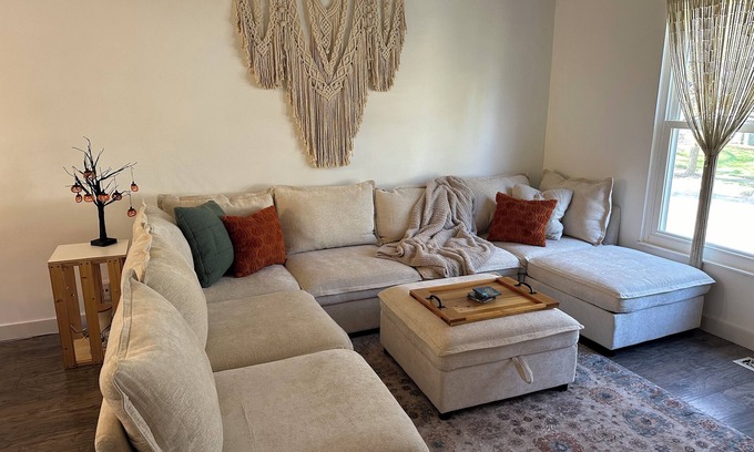 Columbus House | NEW Cozy Home Away From Home Centrally Located with Fenced Backyard