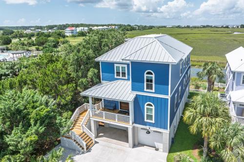 Beachwalk House | New Custom Built 5-Bedroom Coastal Retreat - Harbor Island, SC