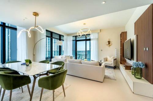 Dubai Apartment | NEW Exceptional Lagoon View - 2 Stylish Bedrooms