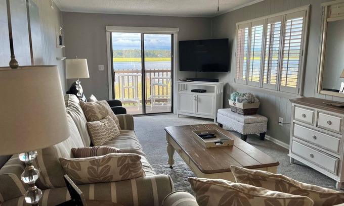 North Myrtle Beach Condo | NEW FOR 2024! 1st Floor, 2BR-2BA Renovated Waterfront Condo @ Inlet Point Villas