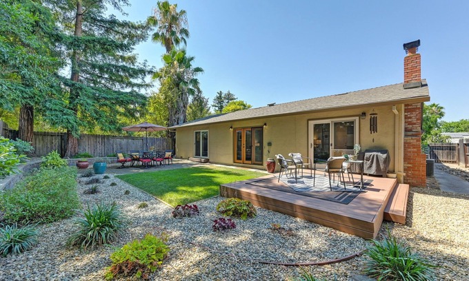 Davis House | NEW LISTING! Family-Friendly Getaway Near Slide Hill Park by RedAwning