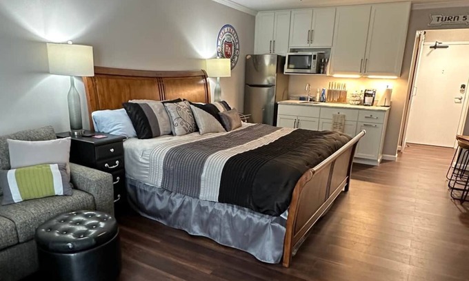 Elkhart Lake Villa | NEW LISTING!! Resort Villa With Connected Suites! Sleeps 8!