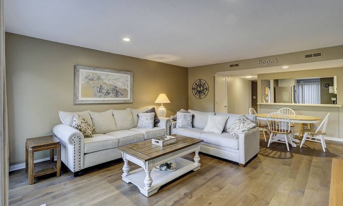 Shipyard Plantation Condo | New Listing 2 BR 2.5 BA Townhome Golf Views Bikes & Beach Gear included