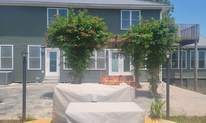 Pomona Other | NEW LISTINGnBeautiful farmhouse that is surrounded by National Forestn