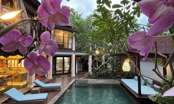 Jimbaran Bay House | New Luxurious 3-bedroom Cherida Villa in Gending Kedis Jimbaran Beach, Bali