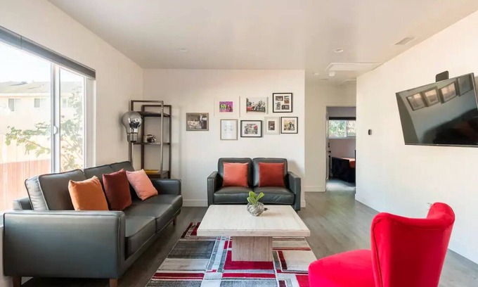 Gardena House | New! Modern 3BR close to LAX, SoFi Stadium & L.A. beaches