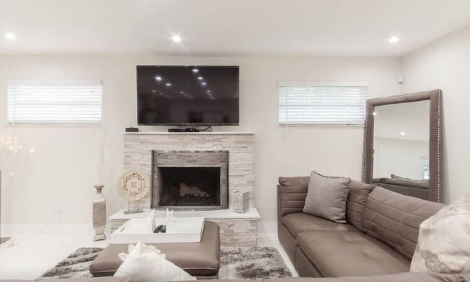 Hollywood Hills House | New Modern Pool Home Hollywood Wow! NEW AMAZING.