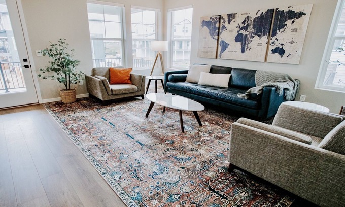 Parker House | New Modern Stylish Oasis, Bright and Comfortable Home