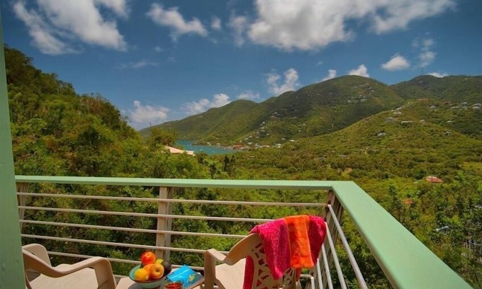 Upper Carolina Cottage | New Moon - Beautifully Built Cottage with Views of Coral Bay
