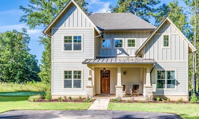 Opelika House | New, On-Site, Overlooking the LAKE Golf Course @ Grand National