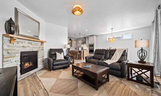 Meridian House | NEW! Relax, Play & Stay! Contemporary Fam Friendly Home with Firepit, Bikes (2) & Community Perks