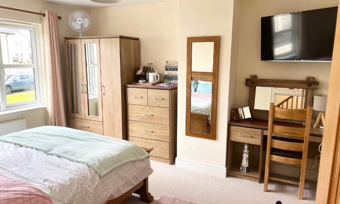 Ballycastle House | New Room @ Sean and Janes