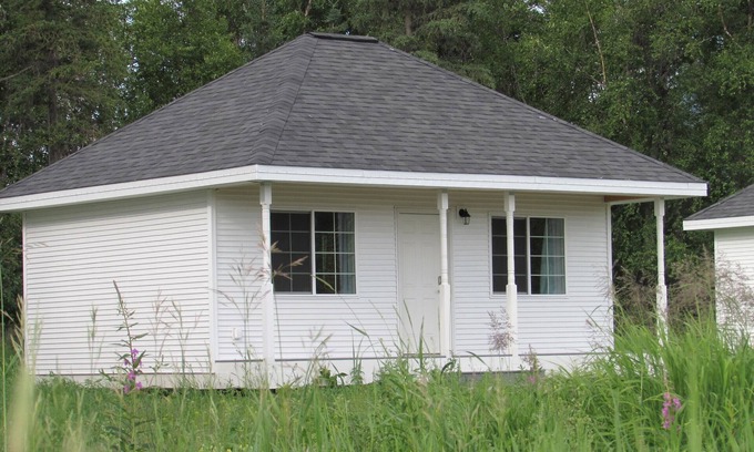 Palmer House | NEW Self contained- Beautiful Mt. View- Bungalow