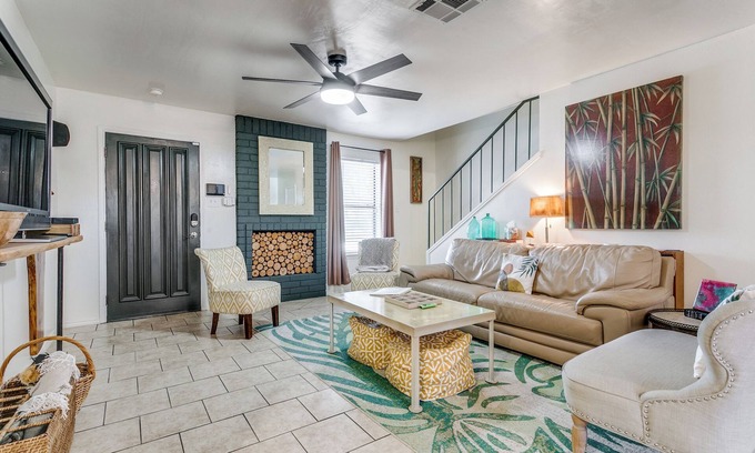 West San Antonio House | NEW! Spacious BMT-Friendly Home Near Lackland AFB