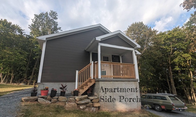 Cascade Apartment | New Studio Apartment - Next To Appalachian Trail - Near Ski Liberty