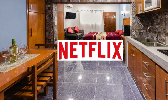 Centro Apartment | New! Studio w/balcony, WiFi+, wine cooler & more!