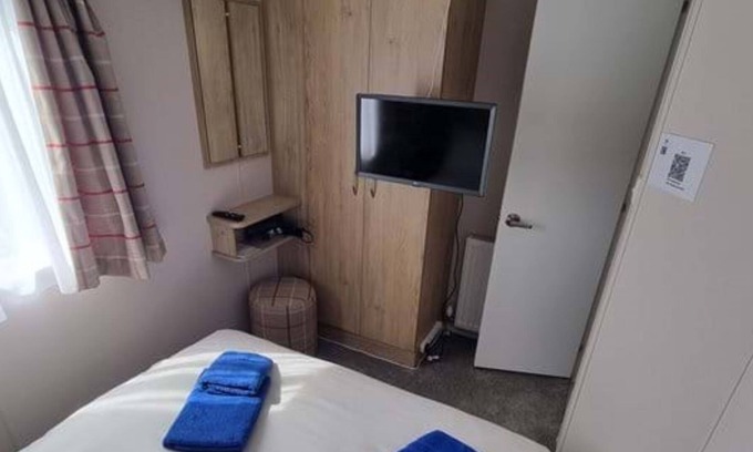 Hamworthy House | New style luxurious 3-bed caravan. Set from the rest. Based on Rockley Park