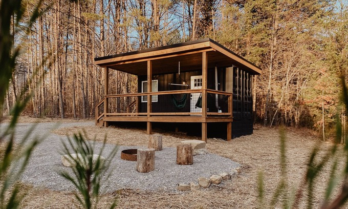 Dunlap House | New Unique Shipping Container Home near Fall Creek Falls State Park