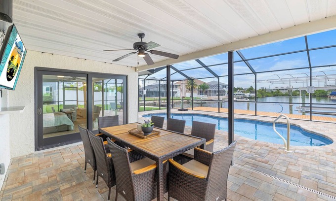 Spring Hill House | *NEW/Waterfront/Heated Pool/Open Floor Plan/FUN!