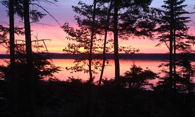 Corea House | Newer Waterfront Home for your Relaxing Enjoyment