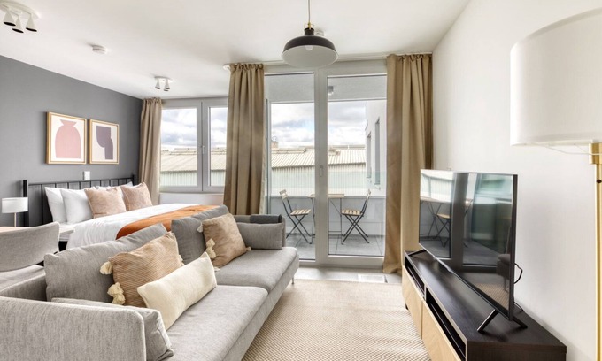 Bonnevoie Apartment | Newly Built Bonnevoie Studio w/Balcony & Elevator, by Blueground