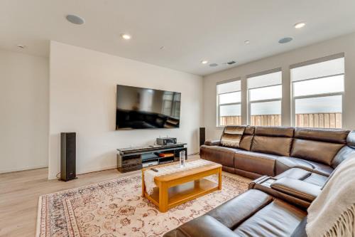 Hollister House | Newly Built Home with Patio 4 Mi to Dtwn Hollister