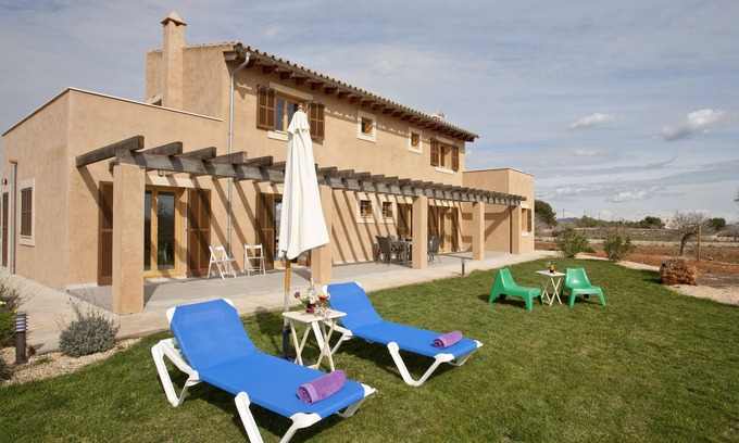 Porto Cristo House | Newly built luxury finca on the edge of Porto Cristo in the southeast of Mallorca