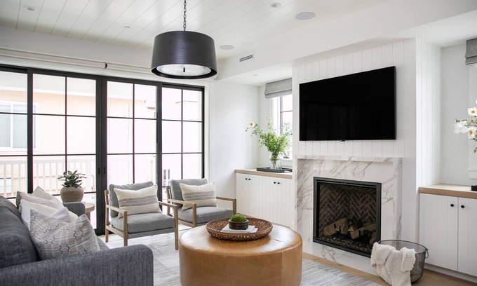 Corona del Mar Condo | Newly built unit in CDM-oceanside of PCH with rooftop deck-walk to beach