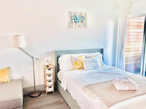 Van Nuys Apartment | Newly Gated Stylish Steps to Hollywood 2B2B