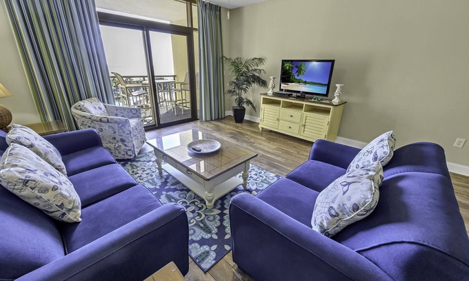 Ash Condo | Newly Remodeled 2BR-North Beach Resort,Great Pools