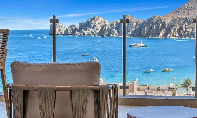 El Medano Ejidal Condo | "NEWLY REMODELED" LUXURY UNIT with PRIVATE TERRACE JACUZZI & IMPRESSIVE VIEWS!