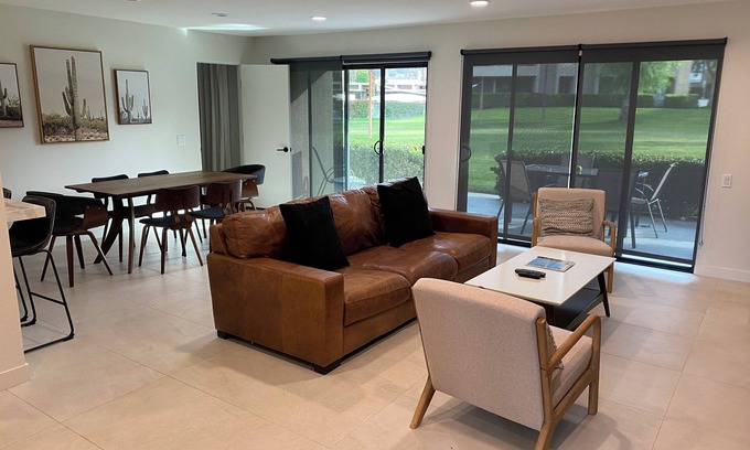 Palm Desert Condo | Newly remodeled modern 1-bedroom condo in gated community walkable to El Paseo