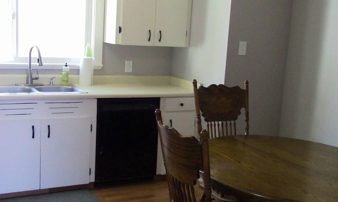 Bertsch-Oceanview House | Newly Remodeled Ocean Breeze Home with Office