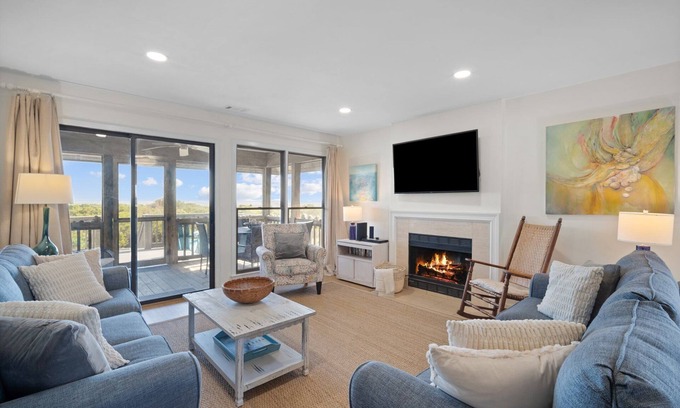 Oceanmarsh Subdivision House | NEWLY RENOVATED! Unobstructed Beach Views! Beach Access and Pickleball!