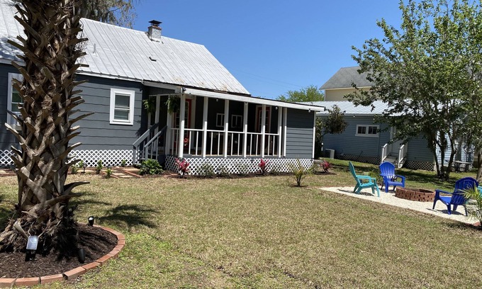 Port Royal House | Newly Renovated 2 Bedroom 1 Bath