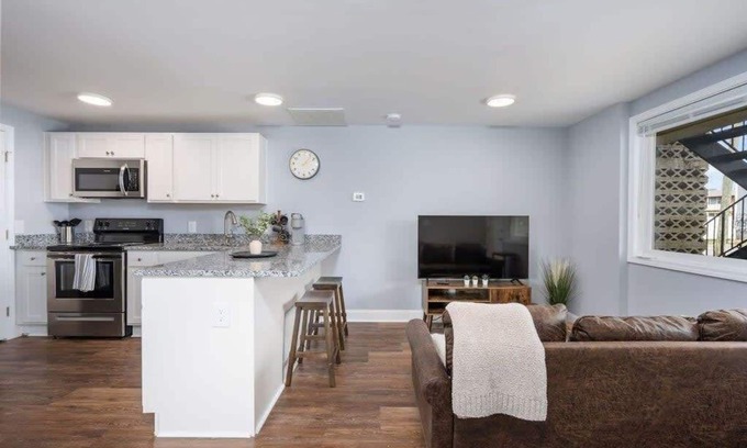 Columbus Apartment | Newly Renovated 2 Bedroom