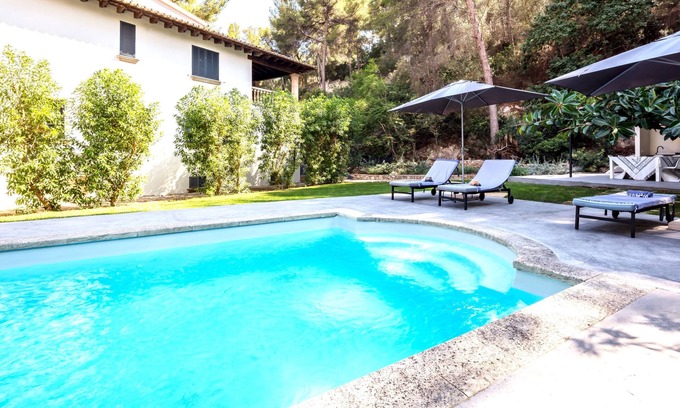 Cas Catala Villa | Newly renovated 6 bedroom villa steps away from the beach.