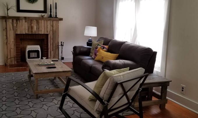 Thomson House | Newly renovated by designer Lynn Homer of Evans, GA. Available for the Masters.