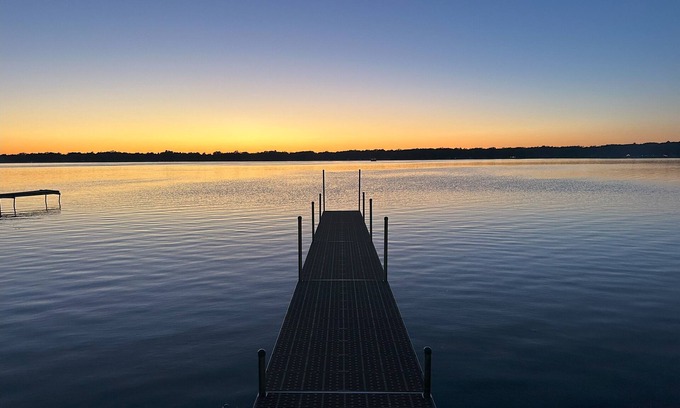 Baldwin House | NEWLY RENOVATED cottage ON Wolf Lake! Boating, SXS and more!