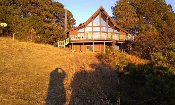 Arcadia House | Nextdoor to Arcadia Bluffs Golf Course