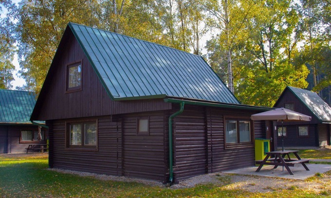 Hradec Kralove House | Nice apartment in villa for 12 guests with WIFI, TV, patio and pets allowed