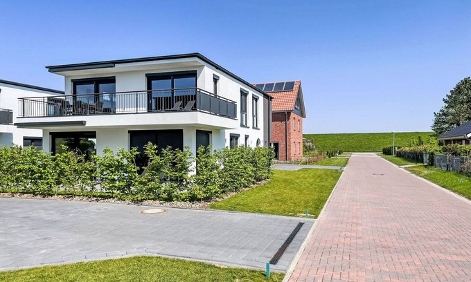 Butjadingen Apartment | Nice apartment for 11 guests with WIFI, TV and terrace