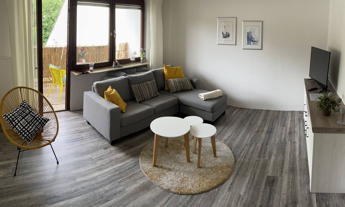 Hirschhorn Apartment | Nice central apartment with S-Bahn connection to Heidelberg and castle view