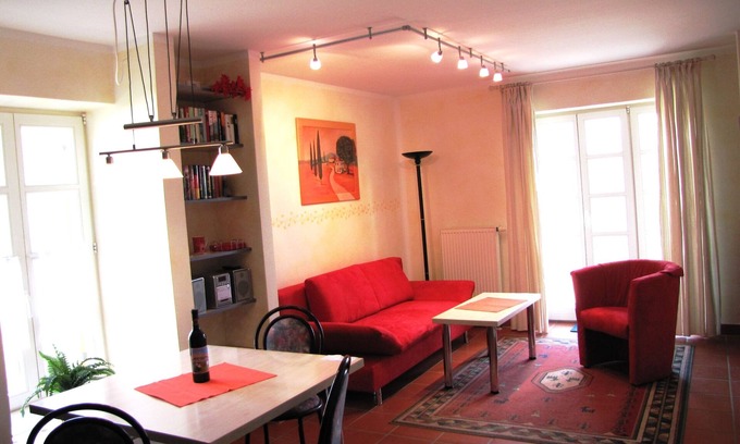 Kreptitz Apartment | Nice holdidayflat at ground floor with seperate entrance, terace, 400 m to beach