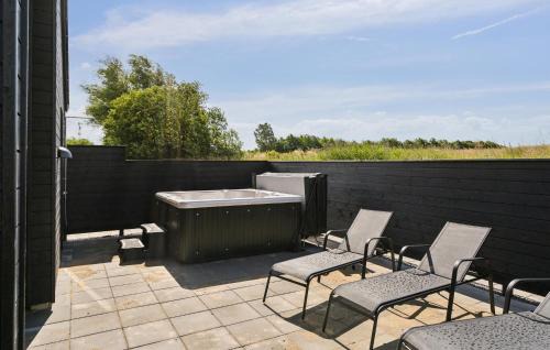 Hasmark Strand House | Nice Home In Otterup With Sauna