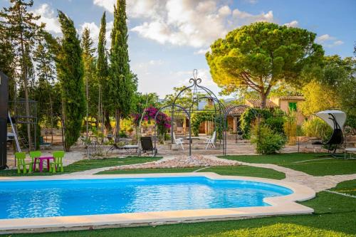 Santa Maria del Cami House | Nice Majorcan country house Sta Maria del Camí by Renthousing