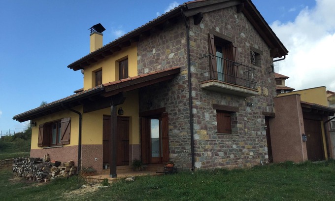 Laspaules House | Nice mountain house in a privileged environment